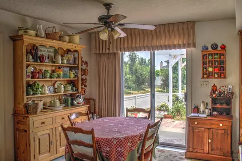 95 Brentwood Dr, Tehachapi, CA 93561 photo 6
