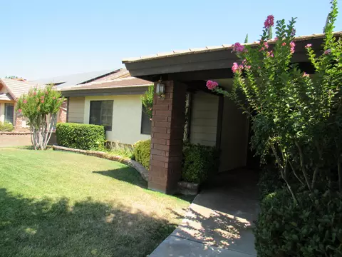 2829 Helen Ln, Lancaster, CA 93536 photo 6