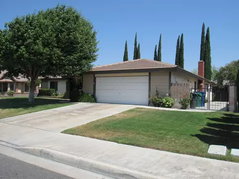 2829 Helen Ln, Lancaster, CA 93536 photo 4