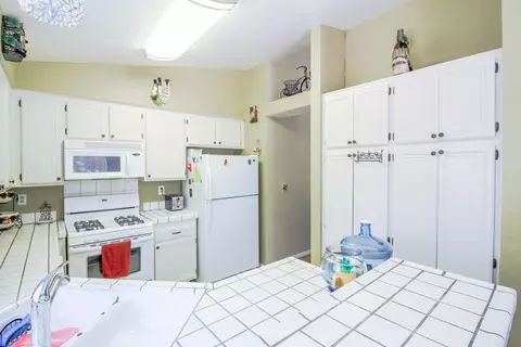 5344 Monaco Ln, Palmdale, CA 93552 photo 7