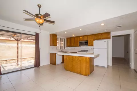 3319 Ave S-1, Palmdale, CA 93550 photo 6
