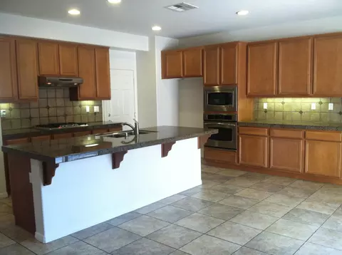 2324 Candytuft Ln, Palmdale, CA 93551 photo 5
