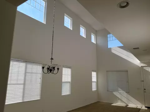 2324 Candytuft Ln, Palmdale, CA 93551 photo 4