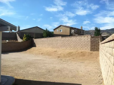 2324 Candytuft Ln, Palmdale, CA 93551 photo 21