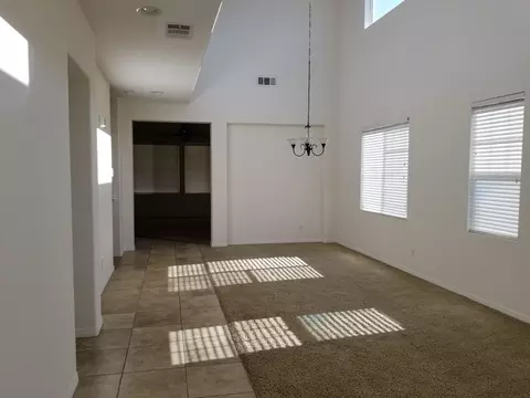 2324 Candytuft Ln, Palmdale, CA 93551 photo 3