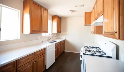 307 Avenue R-5 E, Palmdale, CA 93550 photo 5