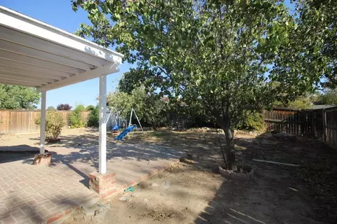 2524 Quiet Way, Lancaster, CA 93535 photo 35