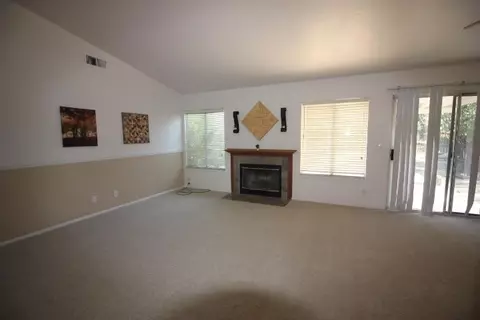 2524 Quiet Way, Lancaster, CA 93535 photo 5