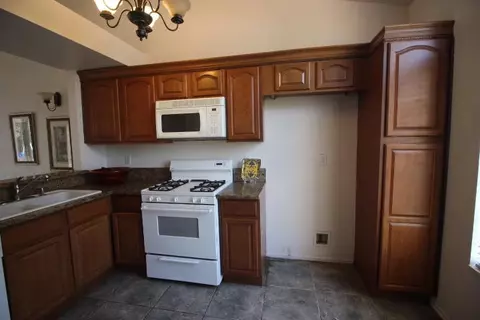 2524 Quiet Way, Lancaster, CA 93535 photo 14