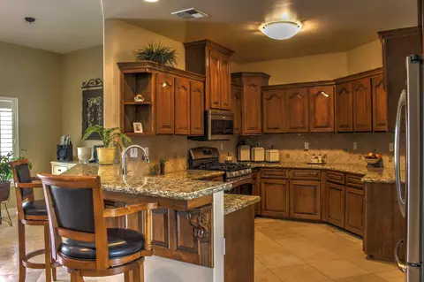 27641 Hialeah Dr, Tehachapi, CA 93561 photo 6