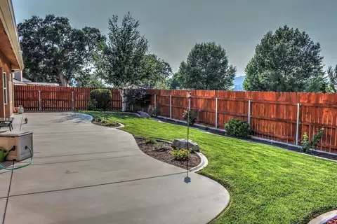 27641 Hialeah Dr, Tehachapi, CA 93561 photo 16