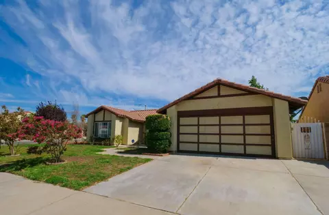 4842 Pacifica Ave, Palmdale, CA 93552 photo 2