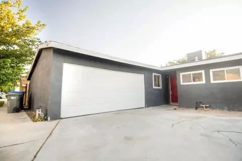 45521 Saigon Ave, Lancaster, CA 93534 photo 2
