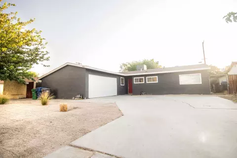 45521 Saigon Ave, Lancaster, CA 93534 photo 1