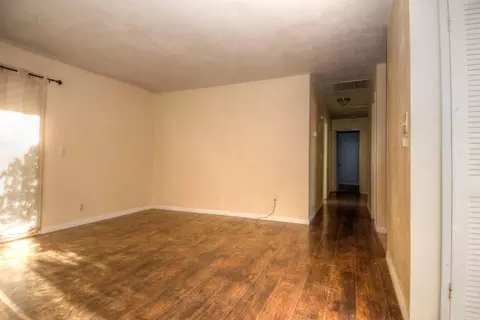 45521 Saigon Ave, Lancaster, CA 93534 photo 5