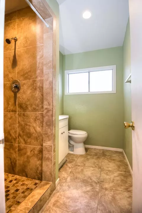 45521 Saigon Ave, Lancaster, CA 93534 photo 8