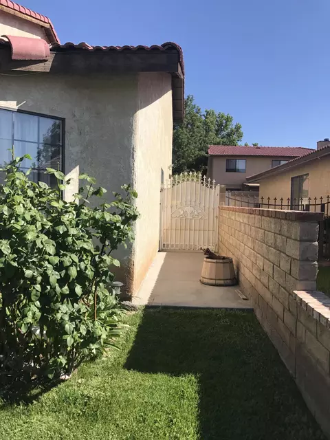 1338 Camran Ave, Lancaster, CA 93535 photo 6