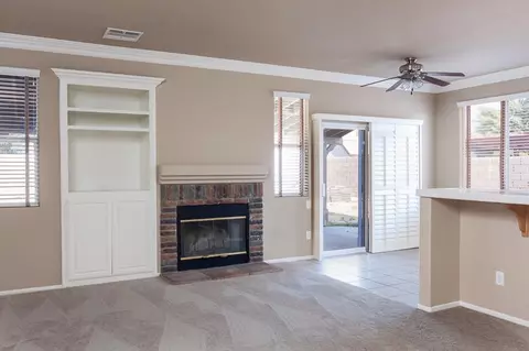 45848 Knightsbridge St, Lancaster, CA 93534 photo 4
