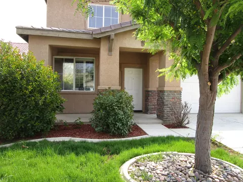 45848 Knightsbridge St, Lancaster, CA 93534 photo 1