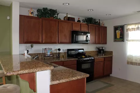 43518 Harbor St, Lancaster, CA 93536 photo 6