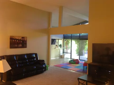 44155 Fenner Ave, Lancaster, CA 93536 photo 8