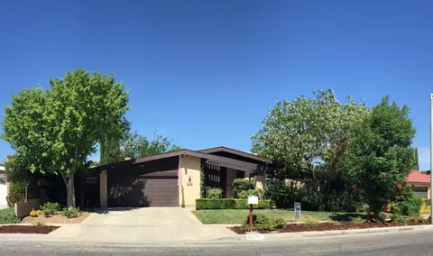 44155 Fenner Ave, Lancaster, CA 93536 photo 1