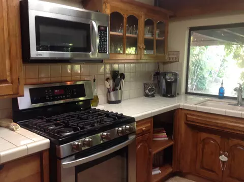 44155 Fenner Ave, Lancaster, CA 93536 photo 2