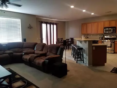 38025 Aidea St, Palmdale, CA 93552 photo 4