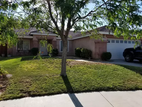 44329 Hazel Ct, Lancaster, CA 93536 photo 1