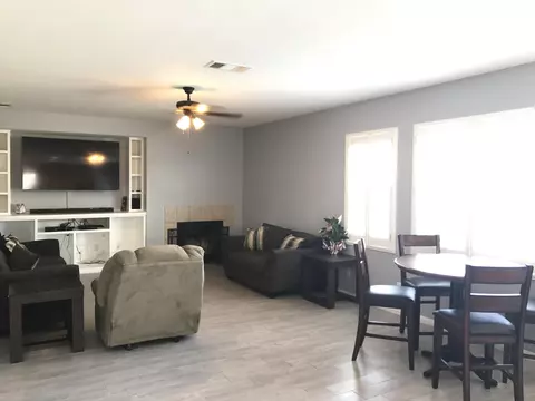 4301 Jonathon St, Lancaster, CA 93536 photo 9
