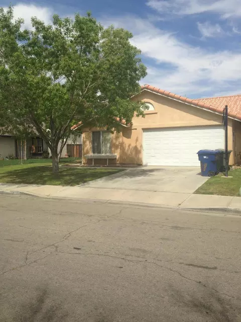 45308 23rd St E, Lancaster, CA 93535 photo 1