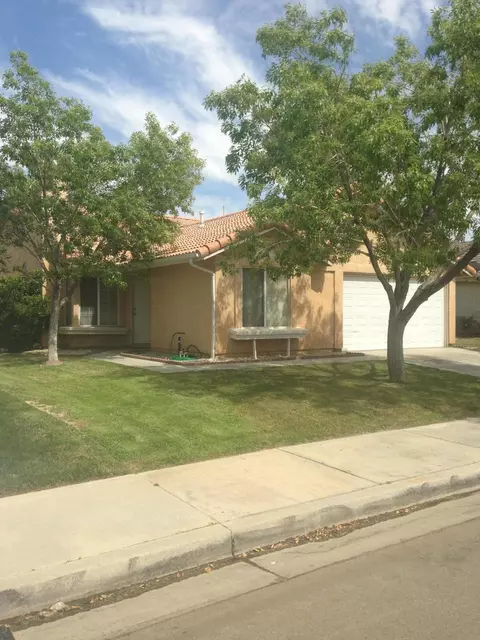 45308 23rd St E, Lancaster, CA 93535 photo 3