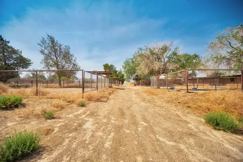 13257 Ave H E, Lancaster, CA 93535 photo 19