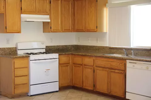43708 5th St E, Lancaster, CA 93535 photo 7