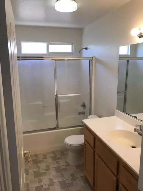 43708 5th St E, Lancaster, CA 93535 photo 17