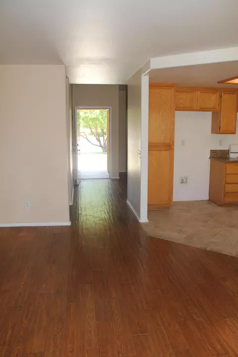 43708 5th St E, Lancaster, CA 93535 photo 12