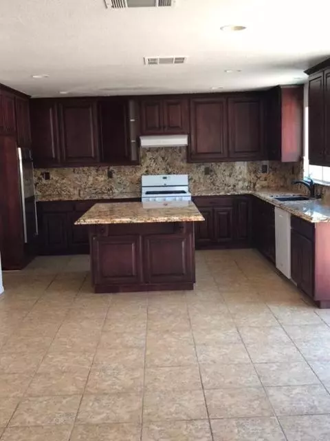 43623 22nd St E, Lancaster, CA 93535 photo 12