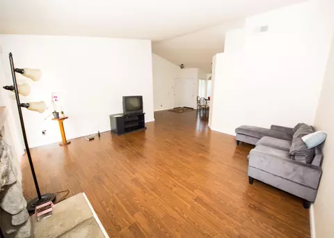 37333 Downing St, Palmdale, CA 93550 photo 3