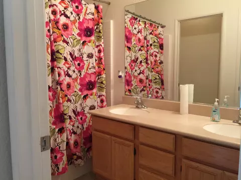 2318 Newgrove St E, Lancaster, CA 93535 photo 19