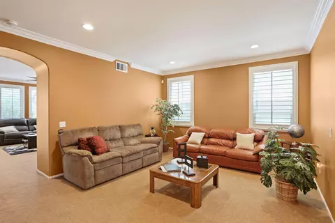 44108 Catsue Pl, Lancaster, CA 93536 photo 9