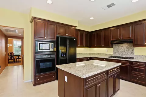 44108 Catsue Pl, Lancaster, CA 93536 photo 13