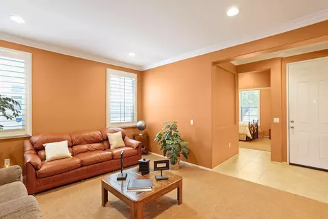 44108 Catsue Pl, Lancaster, CA 93536 photo 4