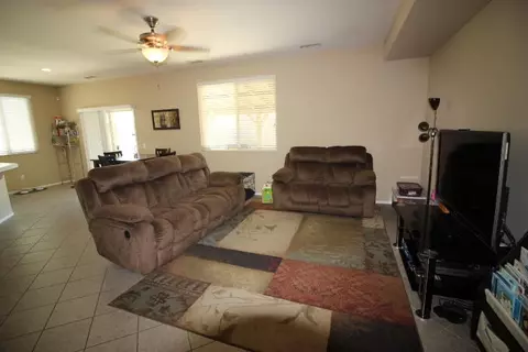 45531 Stanridge Ave, Lancaster, CA 93535 photo 4