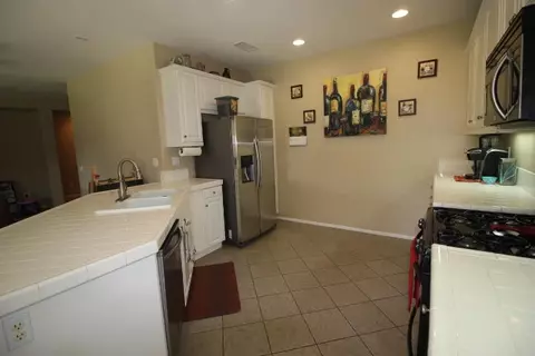 45531 Stanridge Ave, Lancaster, CA 93535 photo 8