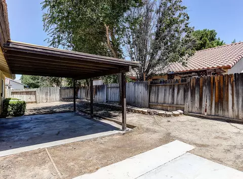 43864 27th St E, Lancaster, CA 93535 photo 21