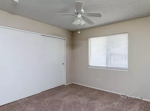 43864 27th St E, Lancaster, CA 93535 photo 18