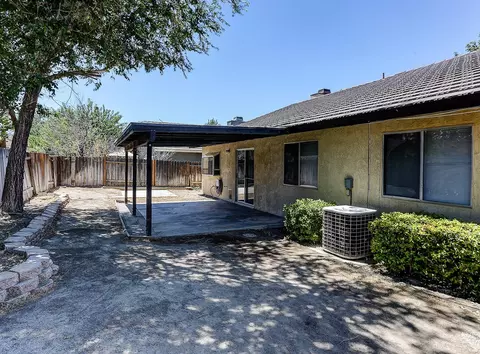 43864 27th St E, Lancaster, CA 93535 photo 23
