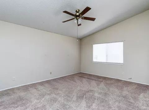 43864 27th St E, Lancaster, CA 93535 photo 13