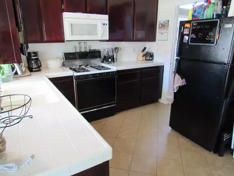 44271 Halcom Ave, Lancaster, CA 93536 photo 7