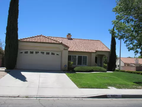 44271 Halcom Ave, Lancaster, CA 93536 photo 3